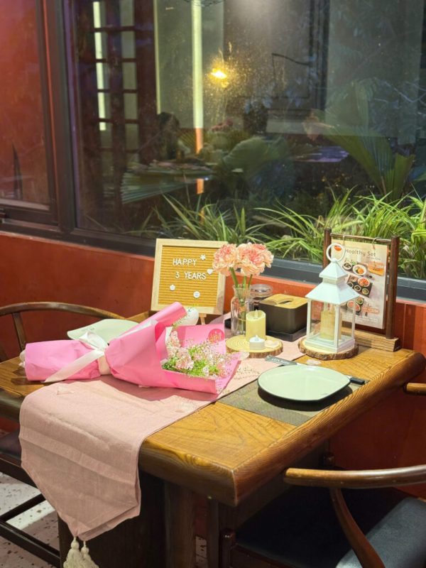 Gói dịch vụ trang trí lễ kỷ niệm tại Let’s Sushi – Let's Sushi – Tiệm ăn Nhật Bản