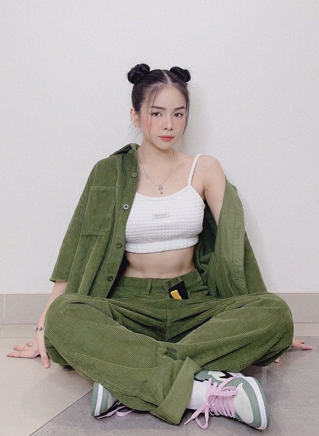 Vợ Khắc Việt và Dj Mie thu hút sự chú ý với trang phục gợi cảm