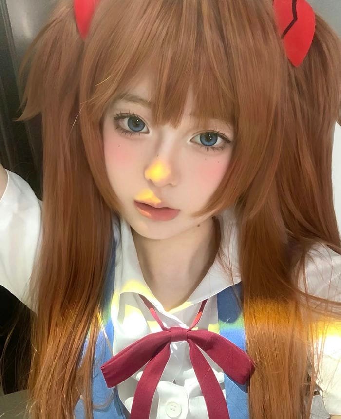 gái trẻ cosplay