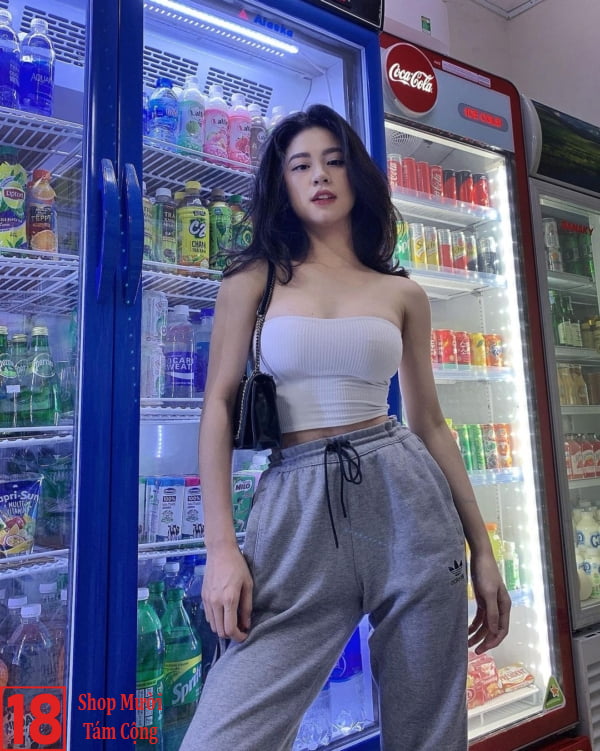 Gái Xinh Show Ngực đẹp (2)