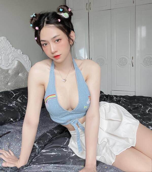 Ảnh Lê Bống đẹp cute, tổng hợp ảnh ngầu, sexy nóng bỏng nhất