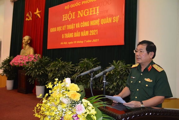 Đẩy mạnh nghiên cứu, ứng dụng phục vụ huấn luyện, sẵn sàng chiến đấu
