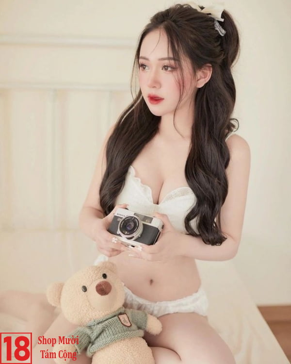 Gái xinh 2k show ngực đẹp (5)