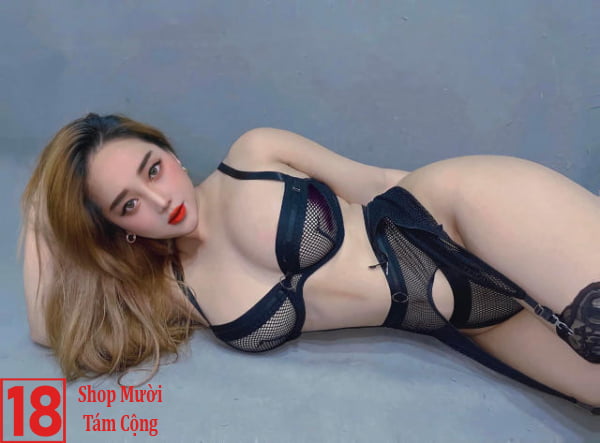 Gái Xinh Ngực To Mặc Bikini (2)