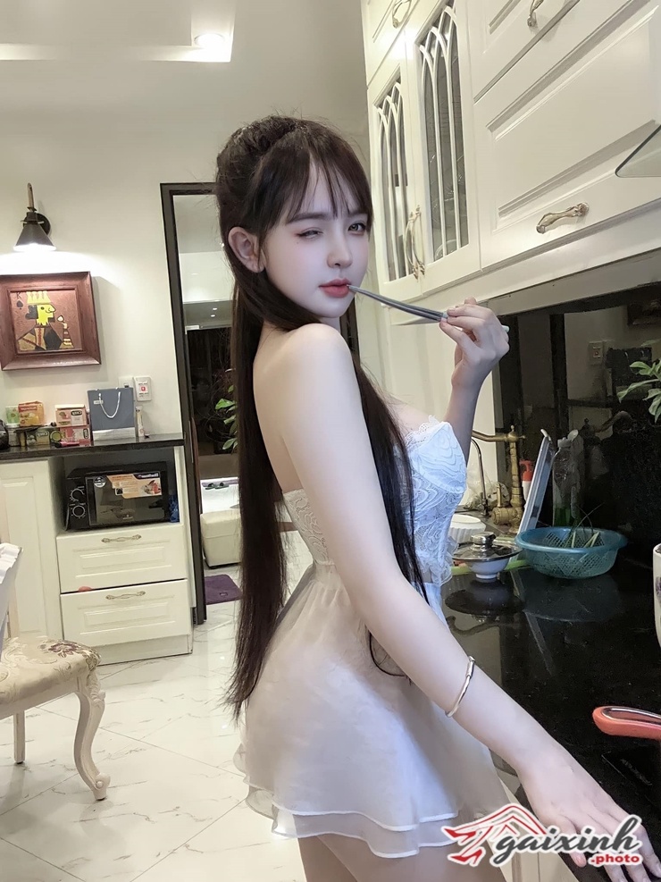 tran huyen chau 12p