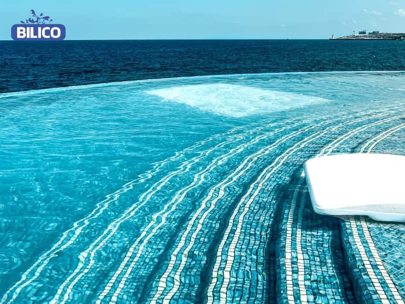 Hồ bơi vô cực tiếng anh là gì?