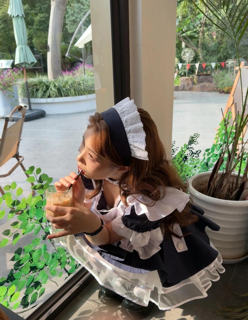 Đồ maid cổ điển gái tạp dề trắng xinh xắn