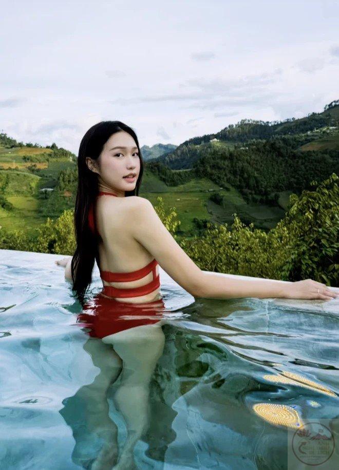 Doãn Hải My lần đầu tiên diện bikini khoe dáng sau khi sinh em bé