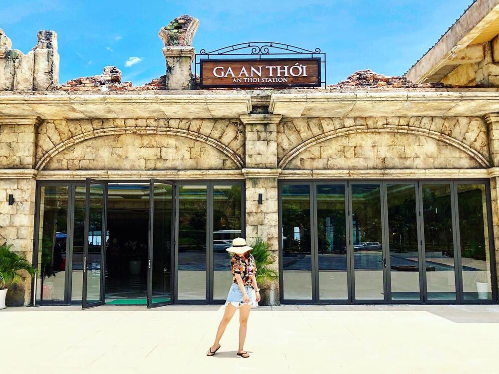 Check-in Ga Cáp treo Hòn Thơm - Kiến trúc độc đáo và điểm khởi hành đến