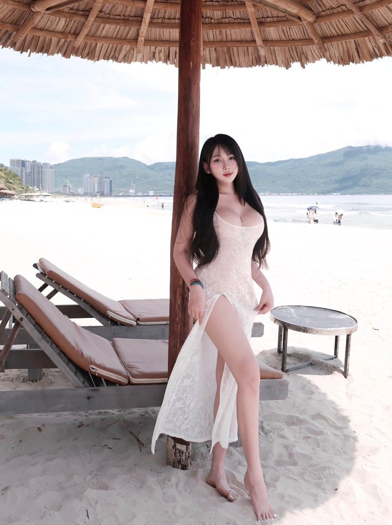 Hình nền ảnh gái xinh vú bự