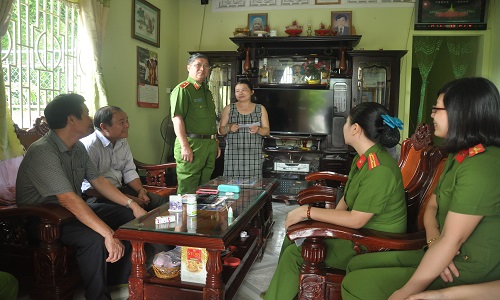 TRƯỜNG CAO ĐẲNG CSND II TỔ CHỨC CÁC HOẠT ĐỘNG KỶ NIỆM 69 NĂM NGÀY THƯƠNG BINH LIỆT SỸ 27/7