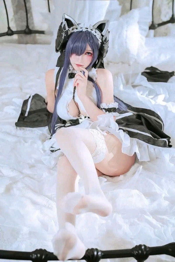 ảnh cosplay vú to 23