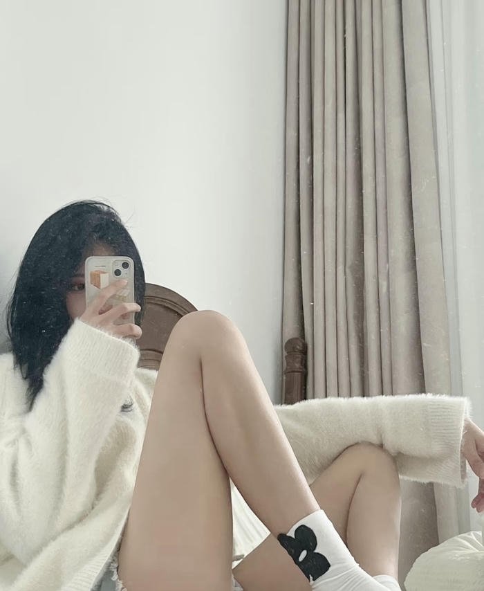 ảnh gái xinh đùi dáng đẹp