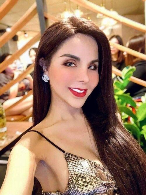 Meme Cẩm Lan Sục Linda