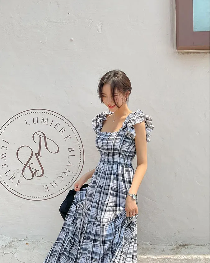 Cách tạo dáng chụp ảnh đẹp khi mặc váy 22