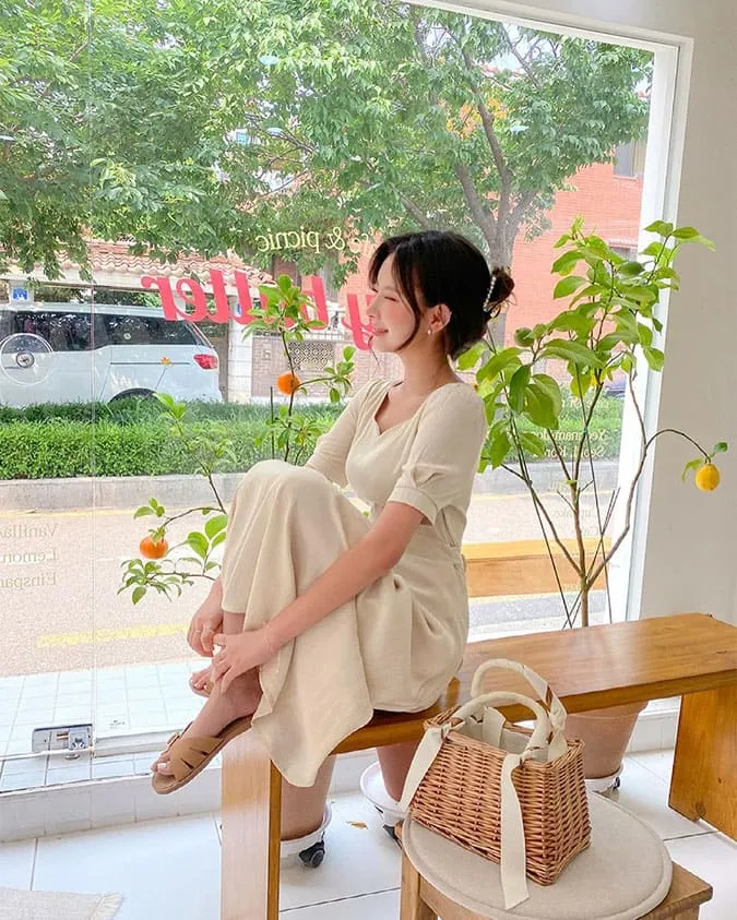 Cách tạo dáng chụp ảnh đẹp khi mặc váy 59