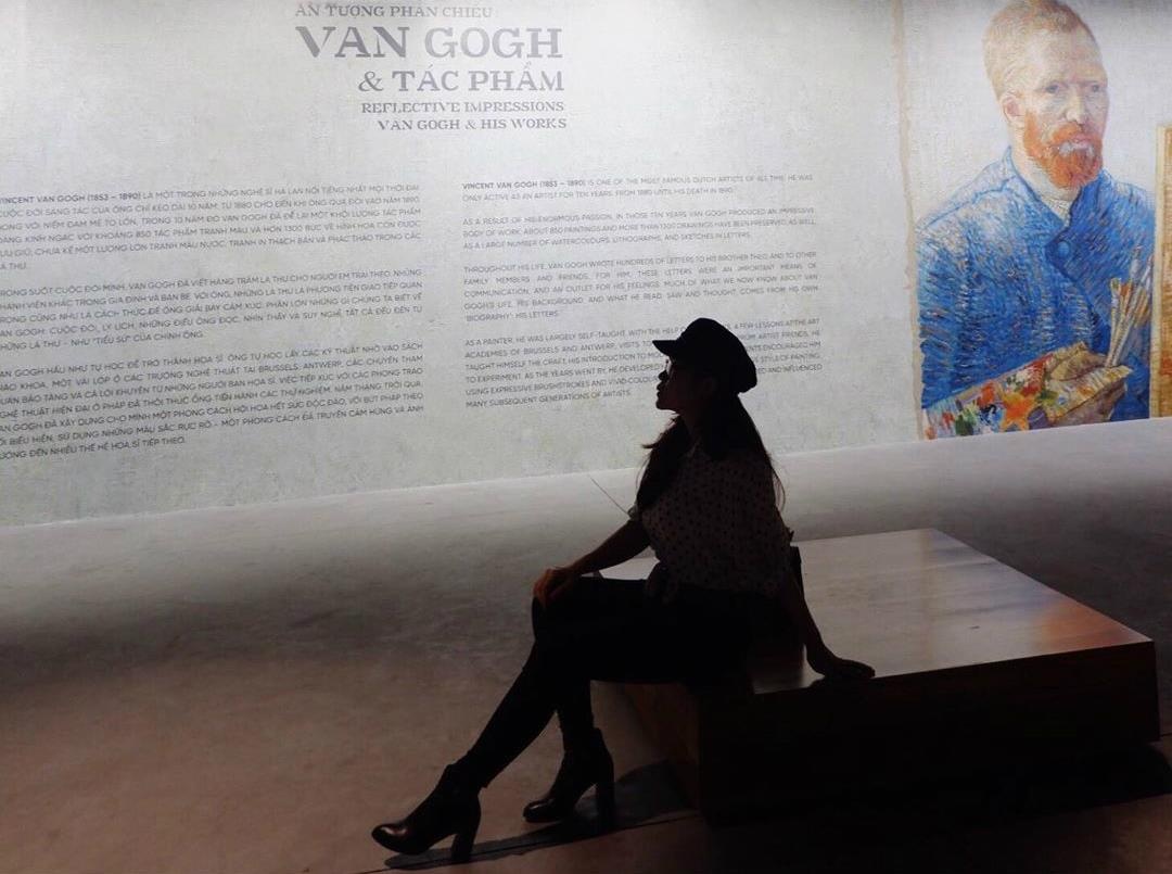 cach check-in o buoi trien lam anh 5