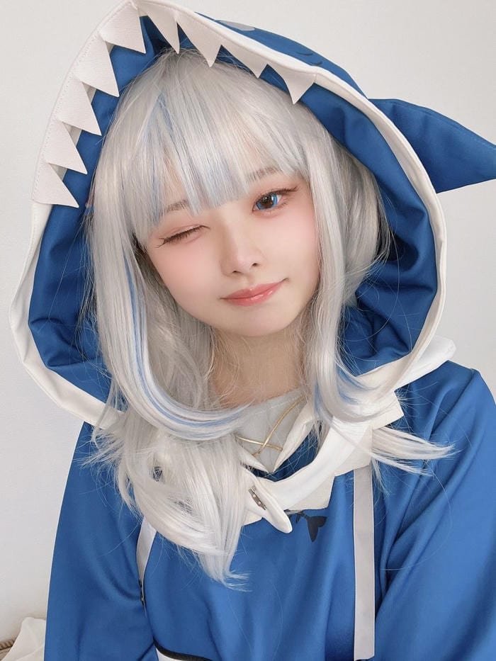 Yaoyao Gawr Gura Cosplay