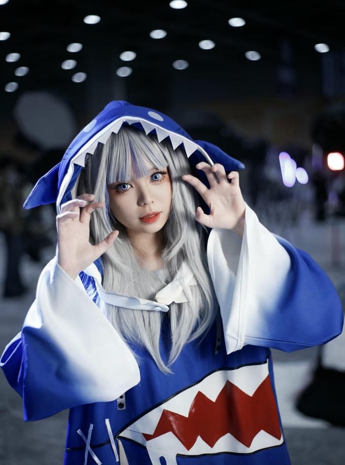 bright room gura costume
