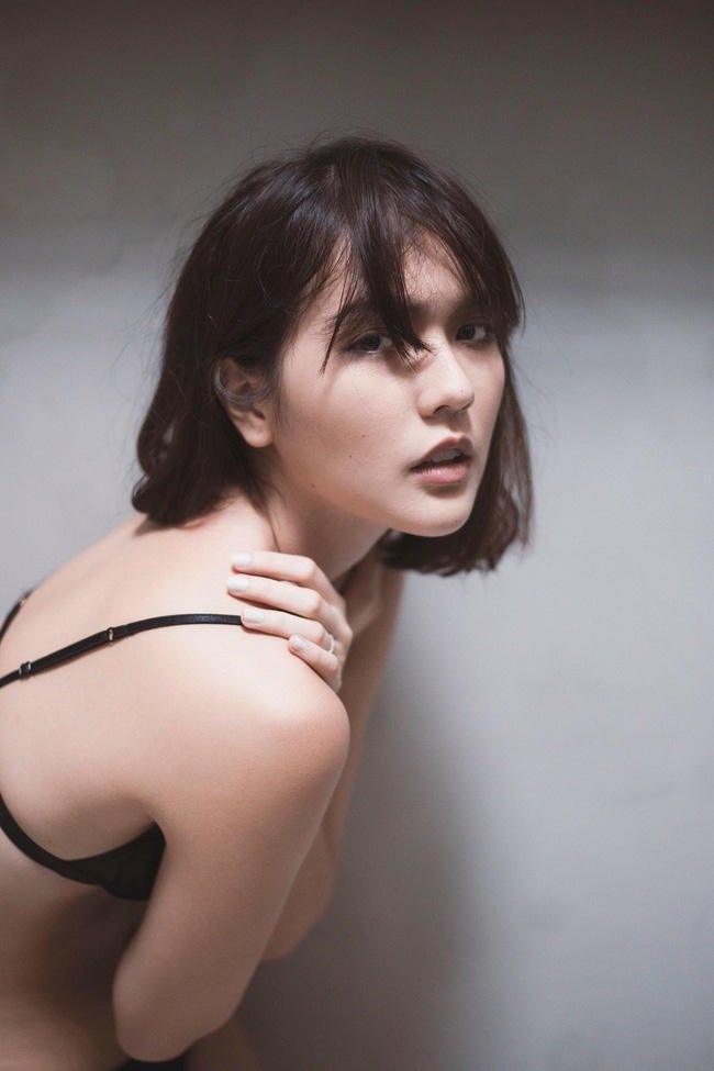 Hình nude Hải Tú khiêu dâm nứng tình