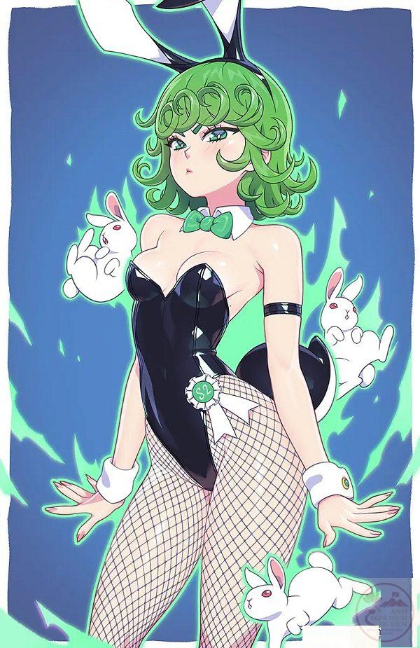 Tatsumaki trong bộ đồ bó sát, tôn lên dáng người cân đối.
