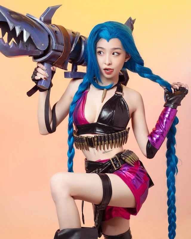 Ảnh gái xinh cosplay gợi cảm