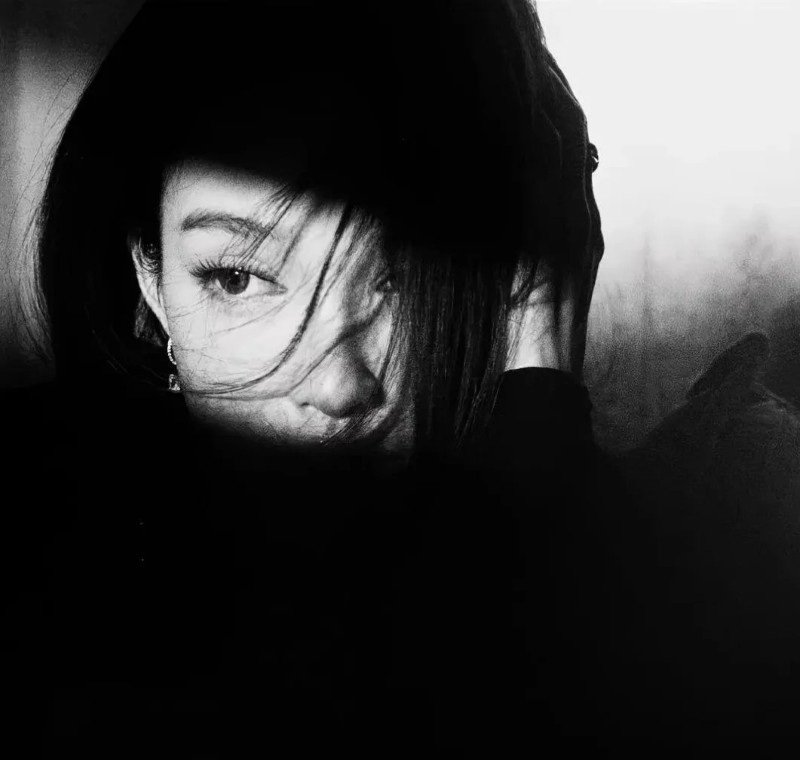 Hình avatar đen được tìm kiếm
