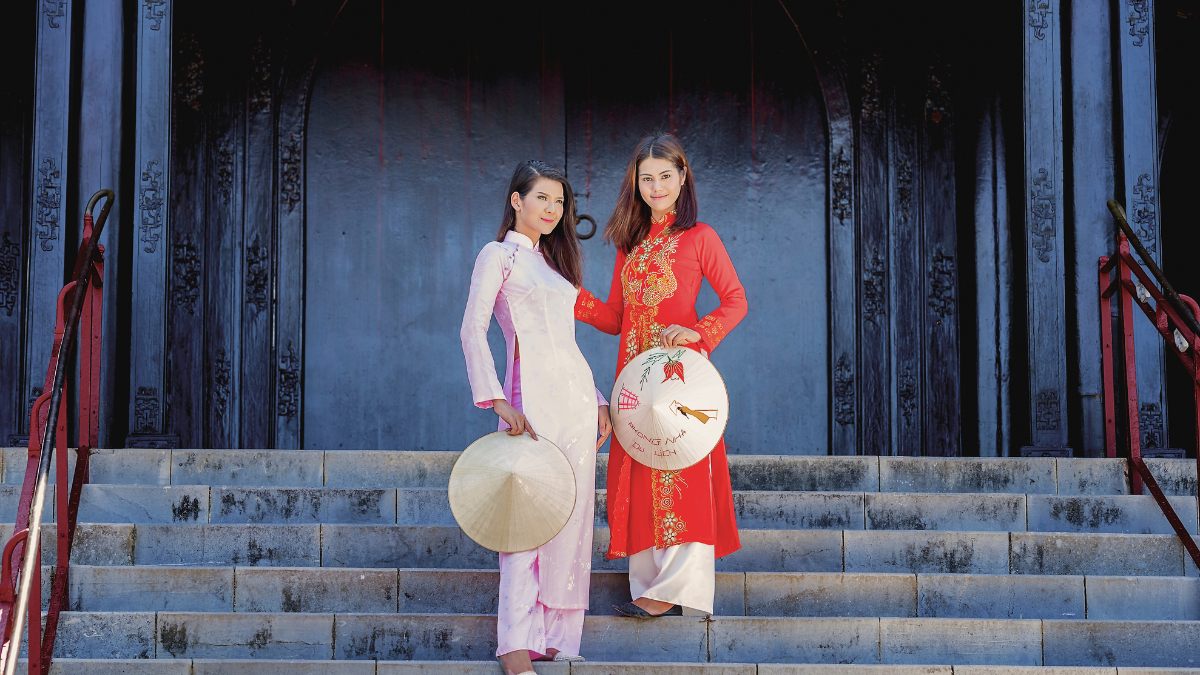 Lưu ý khi chụp ảnh áo dài nhóm