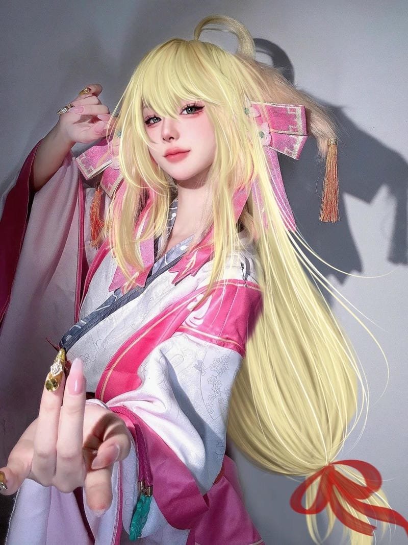 phong cách gợi cảm thể hiện qua ảnh sexy anime cosplay