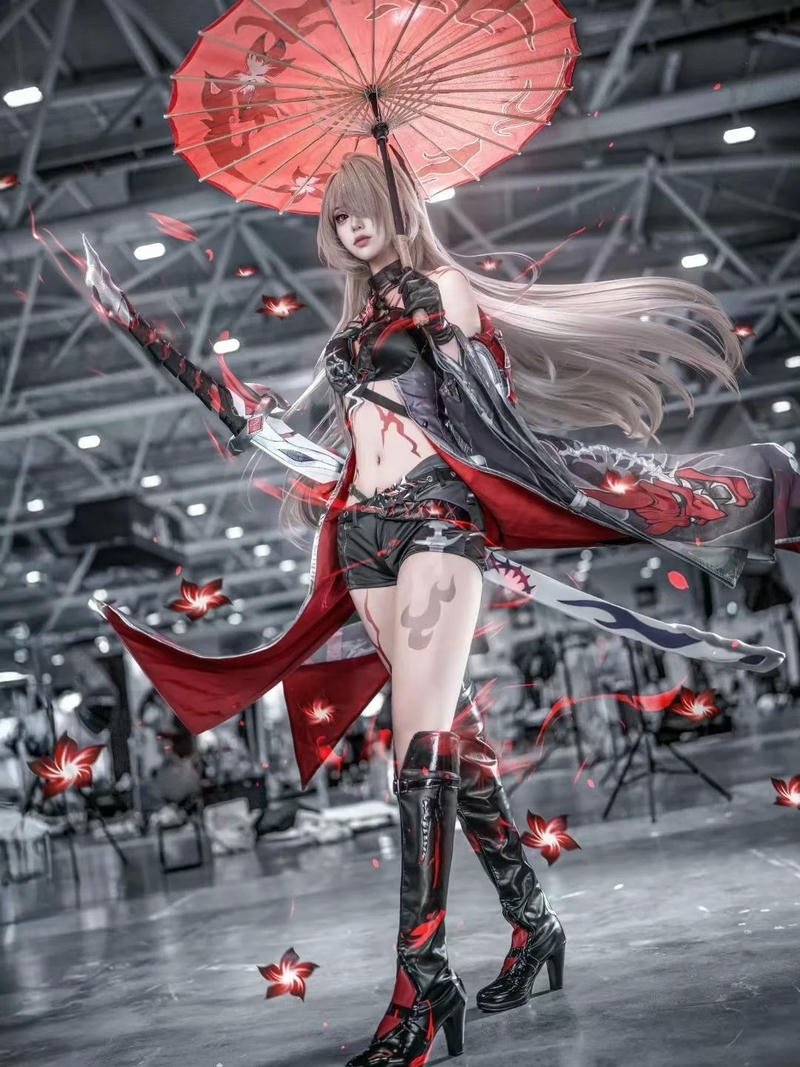 Cosplay Trung Quốc hầu gái tai mèo váy đen trắng