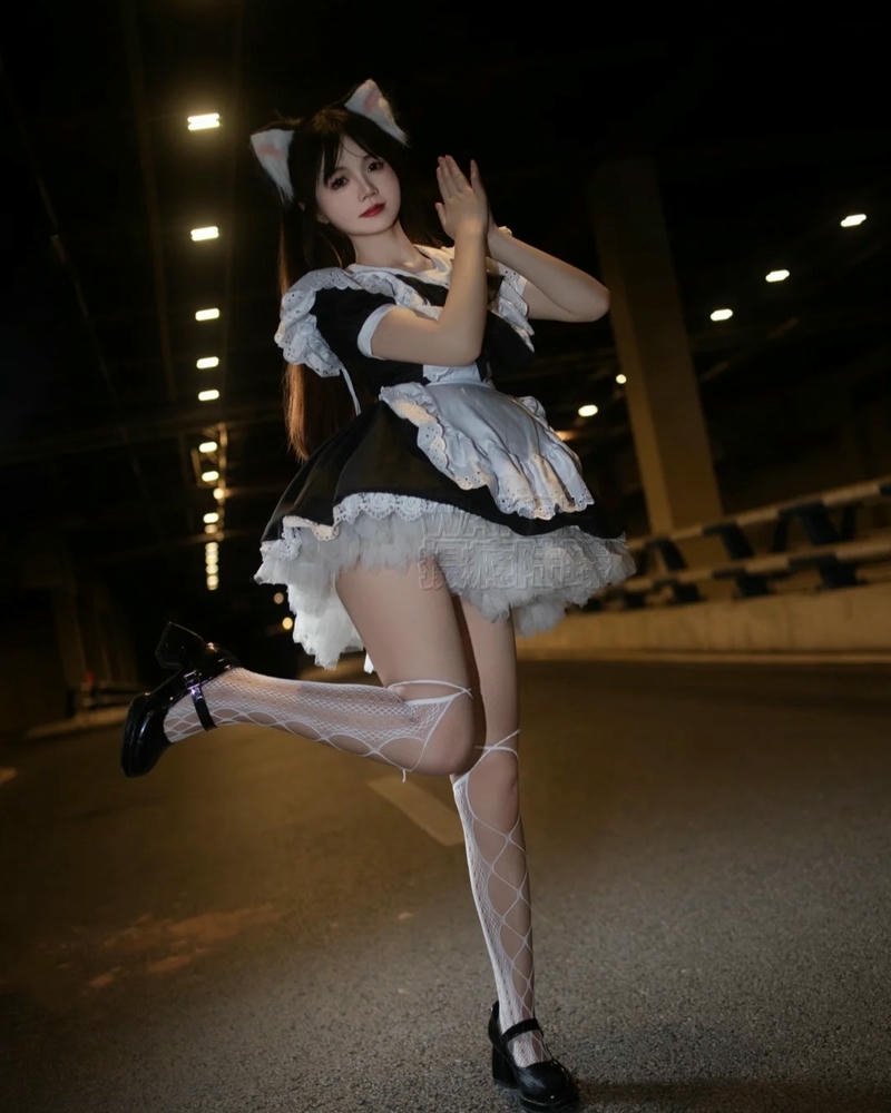 gái xinh cosplay anime phong cách học đường