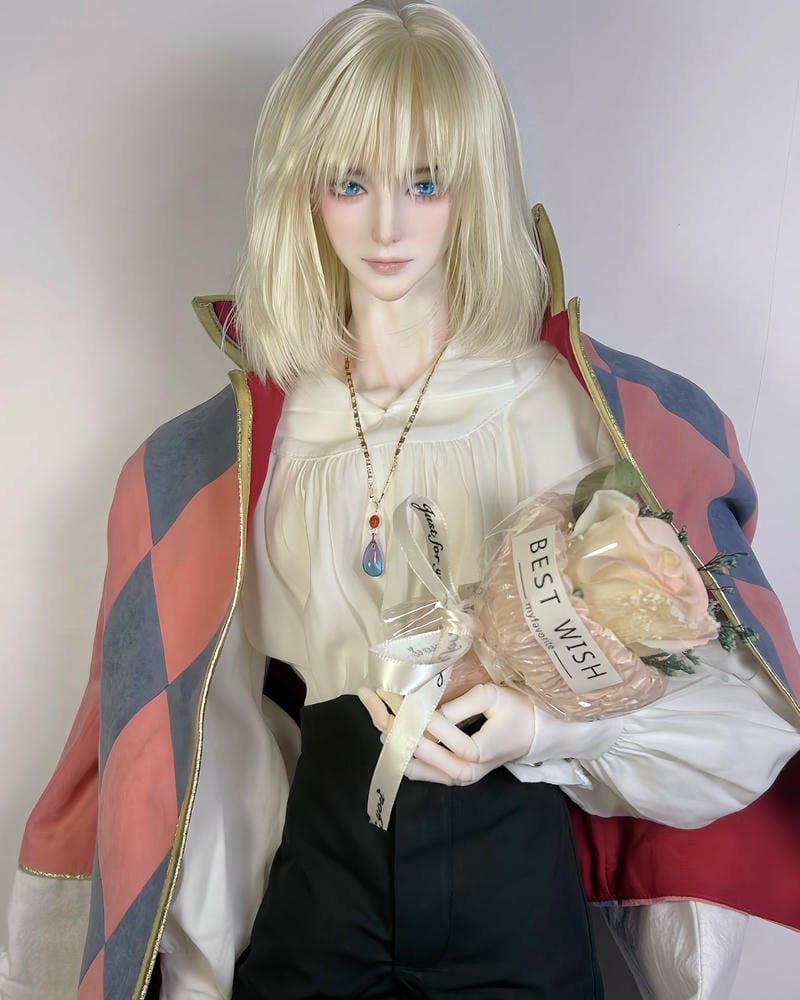 gái xinh cosplay với màu tóc nổi bật
