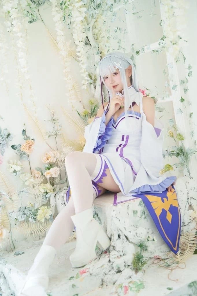 xu hướng cosplay gợi cảm ảnh sexy anime cosplay