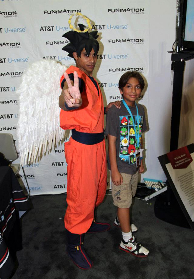 goku cosplay angel peace sign funimation dbz