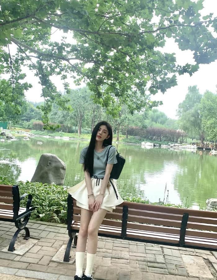 hình ảnh chụp chân gái dịu dàng