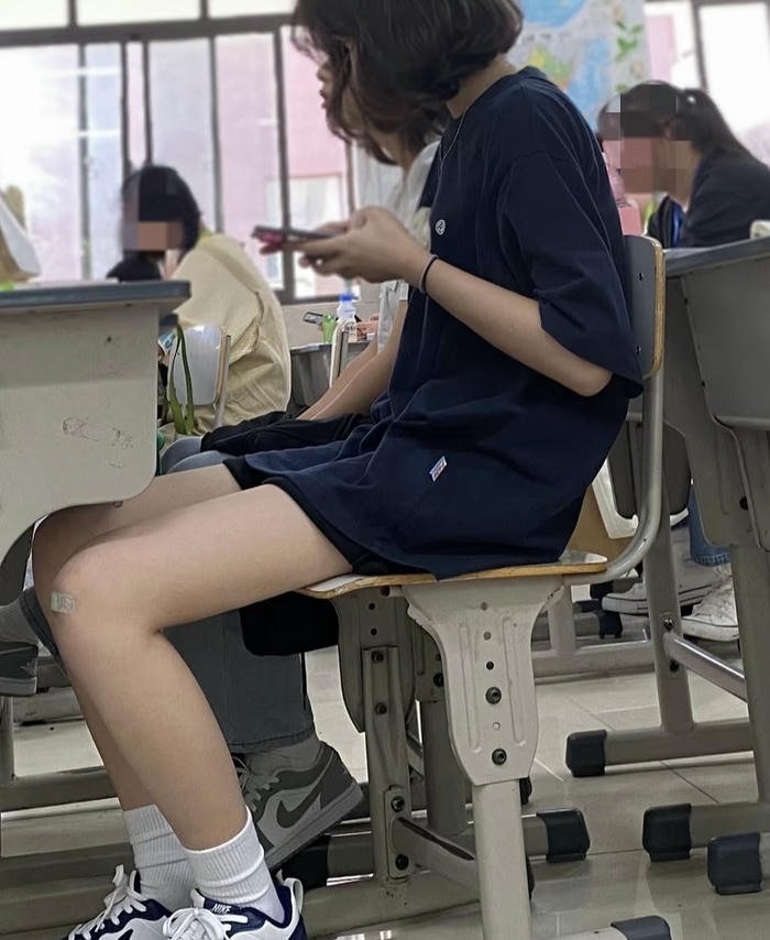 hình chụp chân gái ánh sáng đẹp