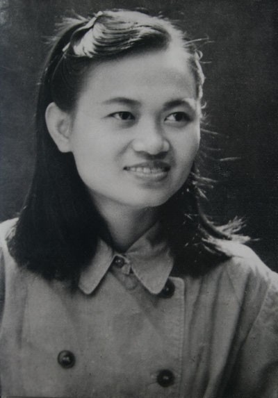 Y tá Ngô Thị Thái Nghiêm, 22 tuổi, từ bỏ cuộc sống phồn hoa đất Hà Thành để theo cha đi kháng chiến