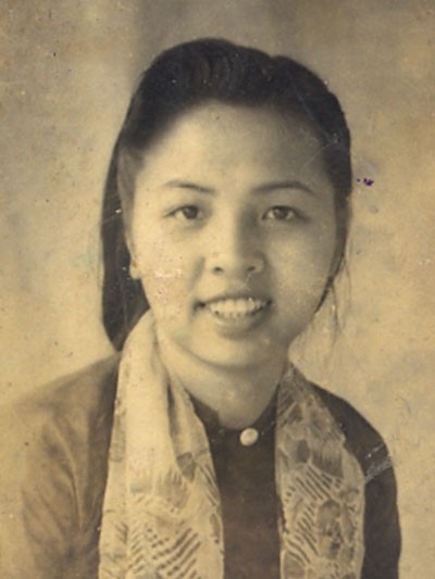 Y tá Nguyễn Thị Hồng Minh, 20 tuổi, từ một nữ sinh Hà Nội đầy bỡ ngỡ đã trở thành nữ <a href=