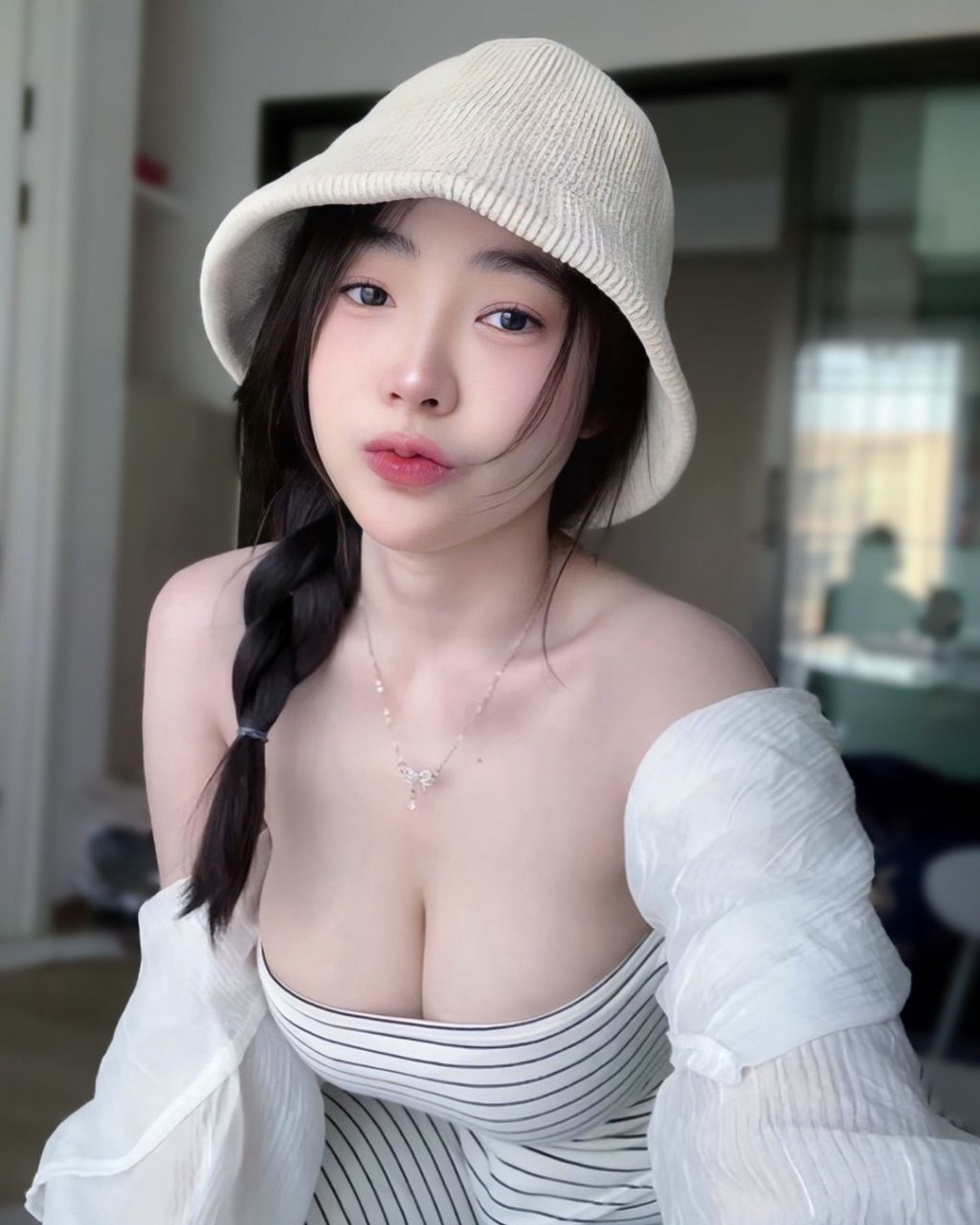 anh-gai-xinh-khoe-vu-bu-cuc-ngon