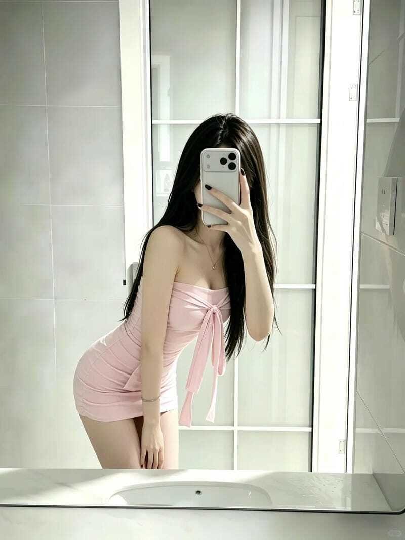 ảnh gái xinh vú to 30
