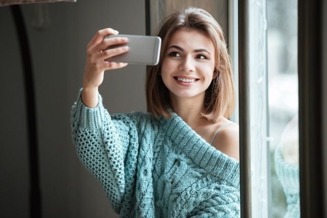 Tận dụng ánh sáng vào giờ vàng để chụp ảnh selfie