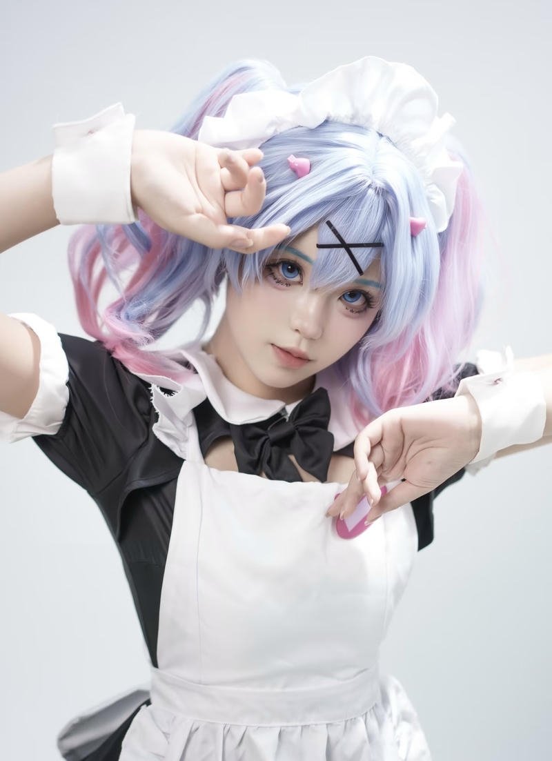 Hình cosplay hầu gái mang nét gợi cảm thanh nhã