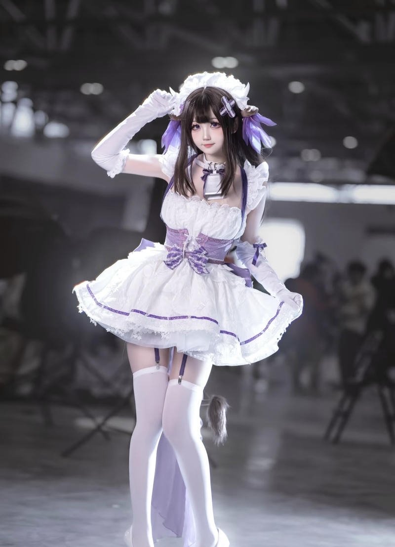 Hình cosplay hầu gái mang nét cuốn hút nữ tính