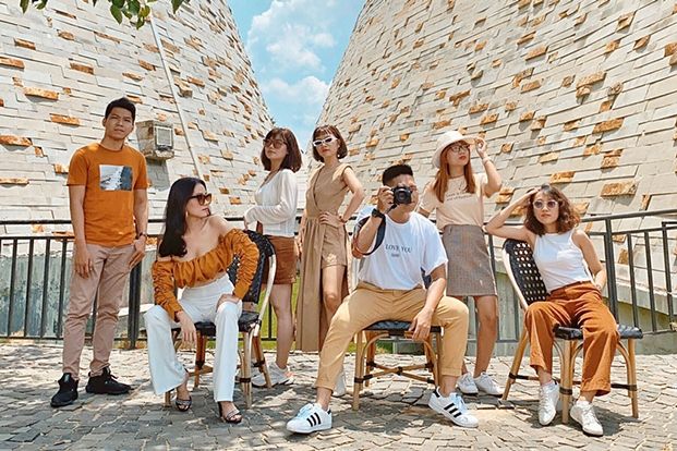 30 Cách Tạo Dáng Chụp Ảnh Đẹp Cho Nàng Đẹp Cực Chất