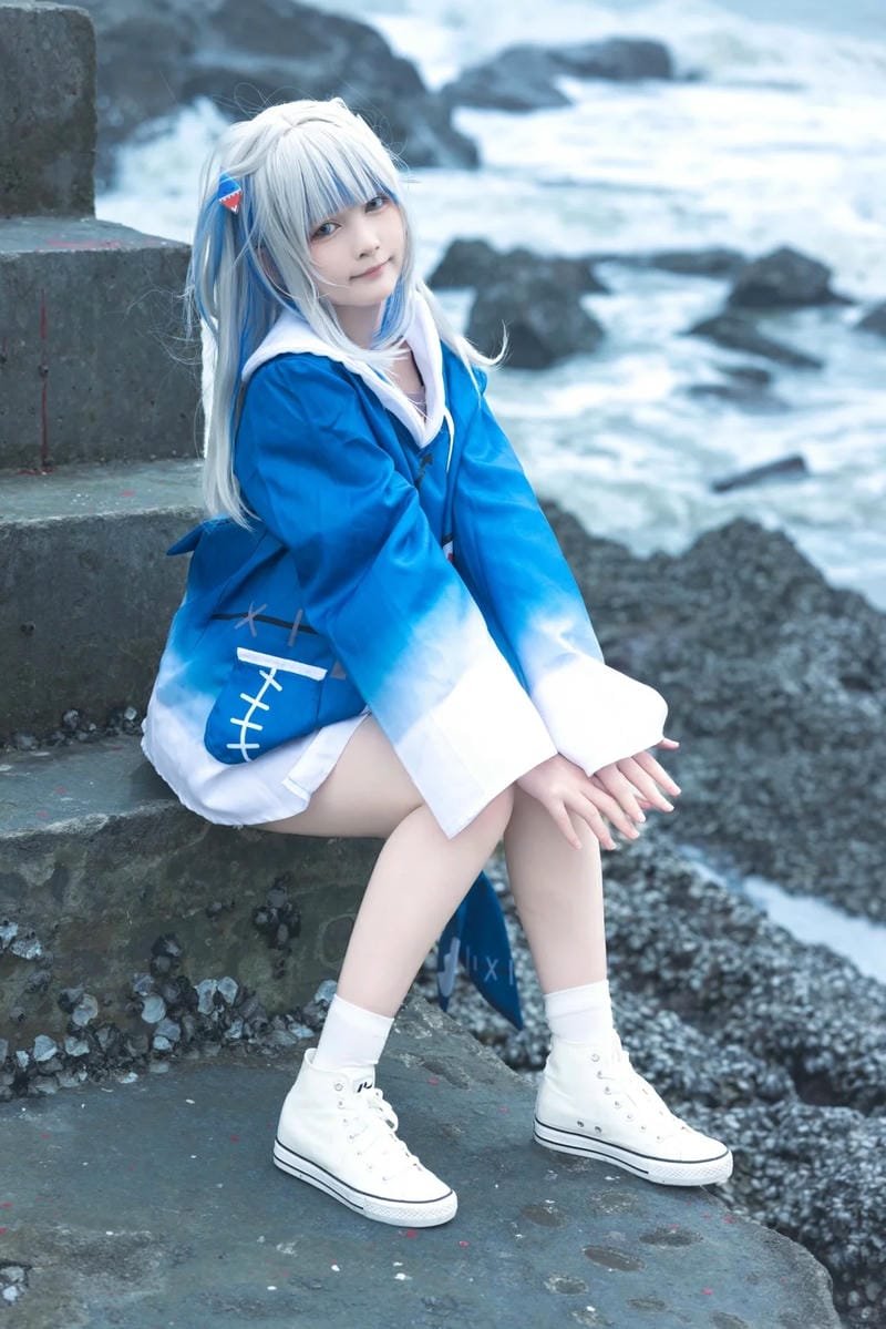 Trang phục Gawr Gura cosplay thể hiện phong cách riêng