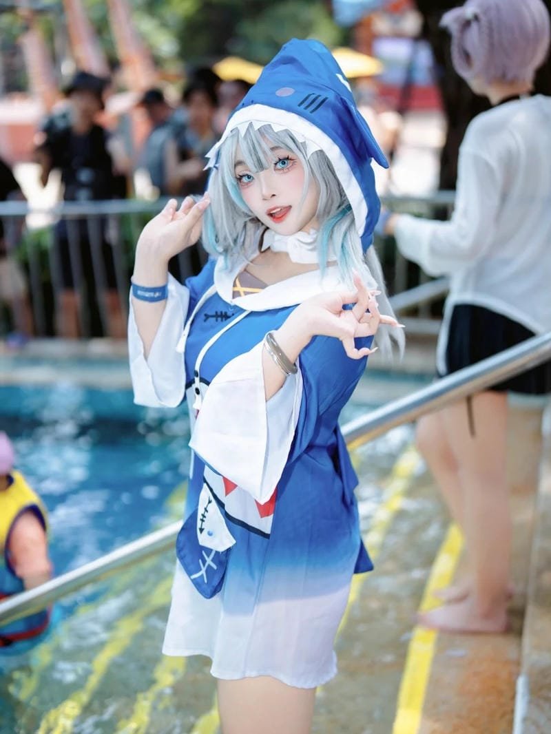ảnh gawr gura cosplay make up tự nhiên