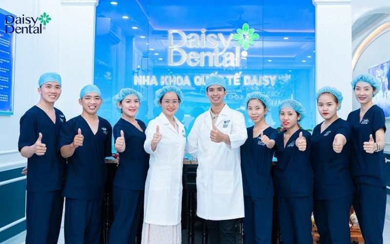 Đội ngũ y bác sĩ giàu kinh nghiệm tại Nha khoa DAISY