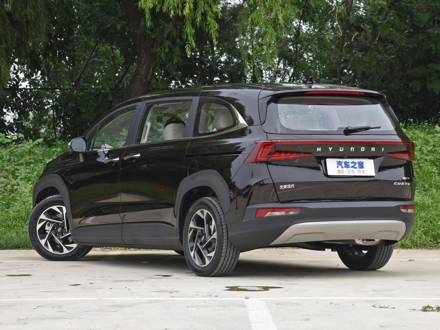 Hyundai Custo xuất hiện không che chắn tại cảng Việt, có chi tiết gây chú ý - 5
