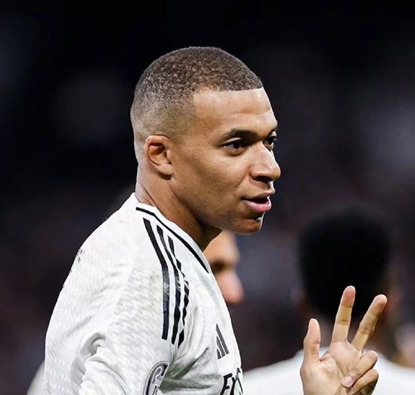 Meme Mbappe (41)