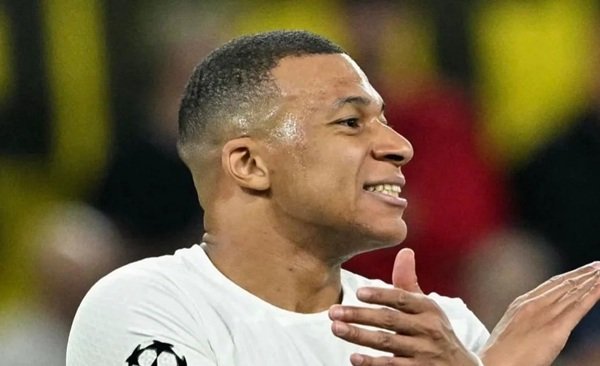 Meme Mbappe (43)